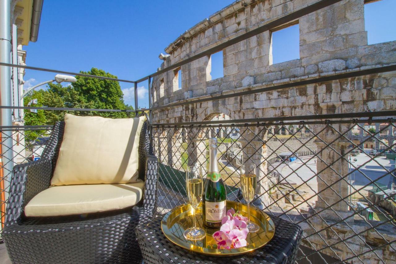 Arena & Seaview Luxurious