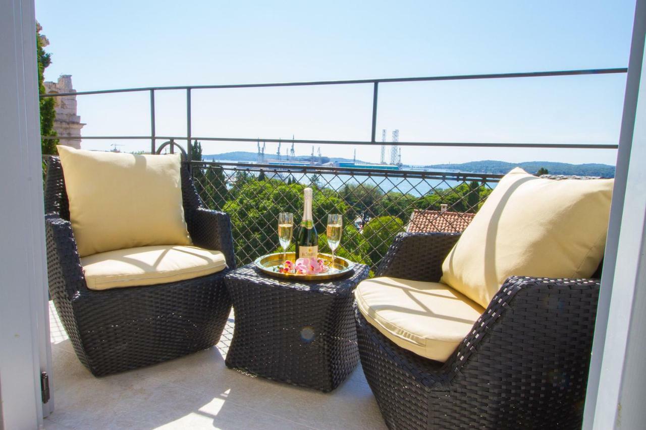 Arena & Seaview Luxurious Apartma Pula