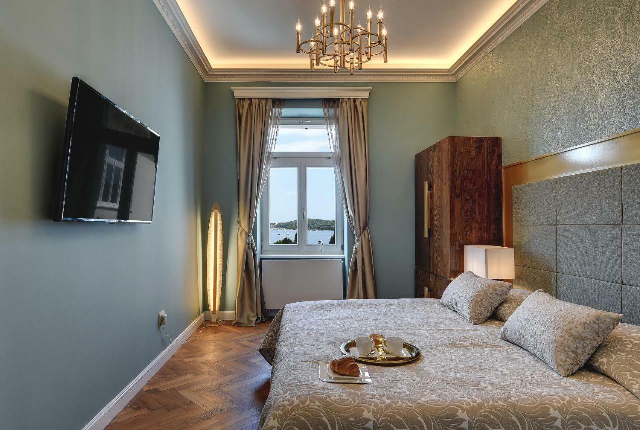 Arena & Seaview Luxurious Apartma *
